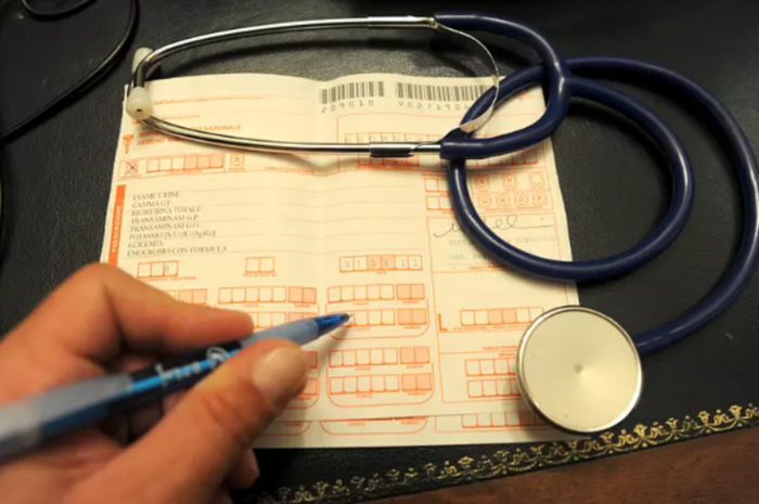 L'aliscafo non porta le ricette mediche e a Lampedusa utenti disperati