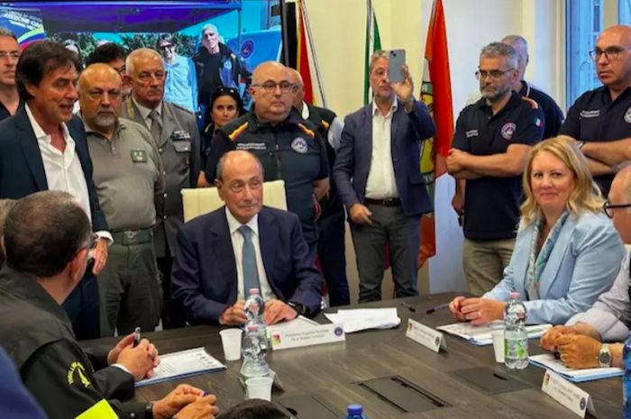 Incendi, Schifani  inaugura la sala operativa unica in Sicilia