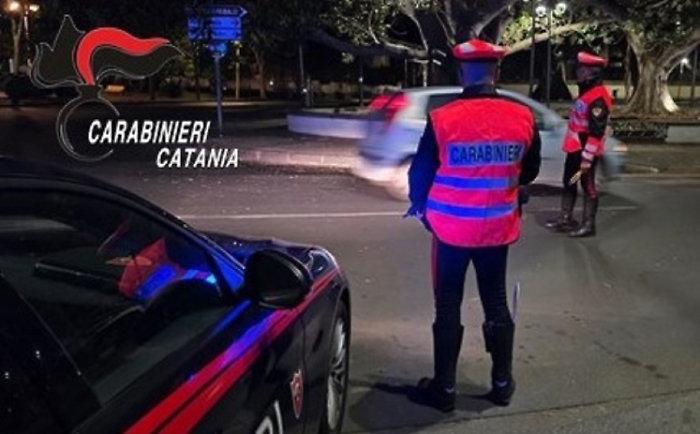 Parcheggiatori abusivi a Catania nel "mirino" dei carabinieri: denunce penali per i recidivi