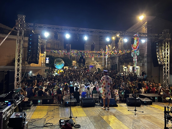 524358688_10240411344080904_7371274159509483629_n