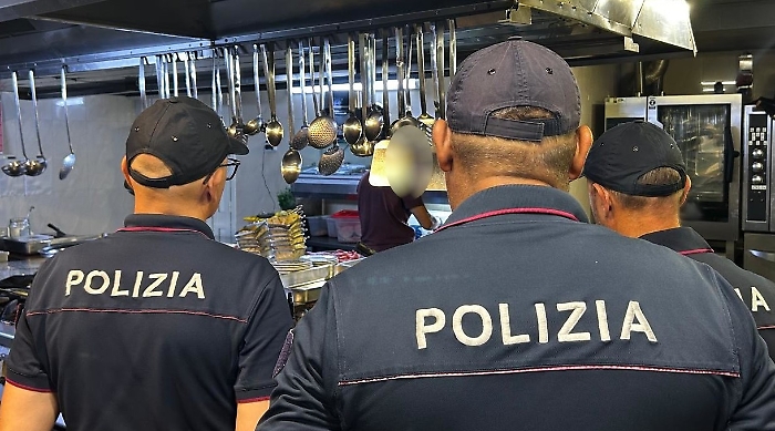 - CONTROLLI DELLA TASK FORCE COORDINATA DALLA POLIZIA DI STATO NEL TERRITORIO DI VIZZINI 1