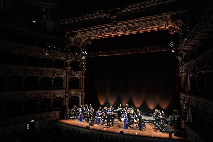 Ensemble simphony orchestra