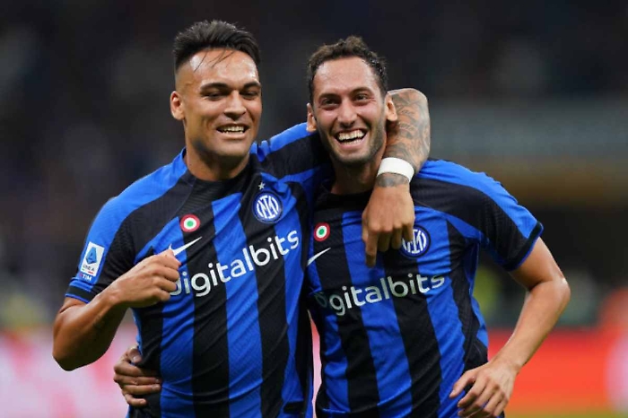 Lautaro-Martinez-e-Calhanoglu