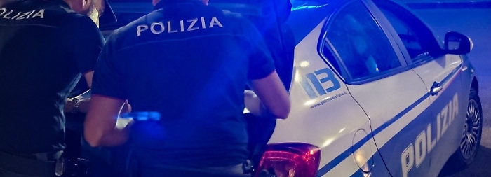 Dopo il sabato sera con gli amici resta sola e avrebbe subito violenza sessuale