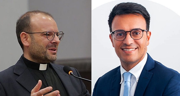 da sinistra don Raciti, il sindaco Vasta