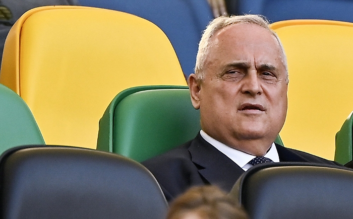 Lotito ricoverato: &laquo;Nessun malore, chi mi manda maledizioni dovr&agrave; sopportarmi ancora a lungo&raquo;