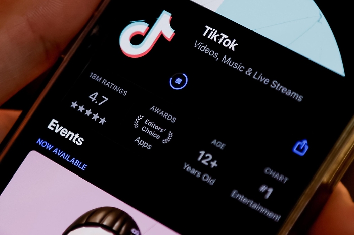 TikTok Italia lancia la guerra alla &ldquo;mafia social&rdquo;: al setaccio hashtag, emoji e clip a sfondo criminale