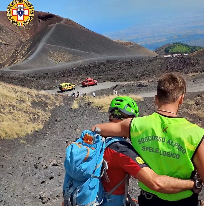 Soccorso alpino sull'Etna per due giovani pugliesi