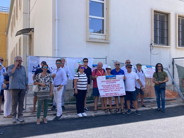 mare nostrum porto empedocle dissalatore (1)