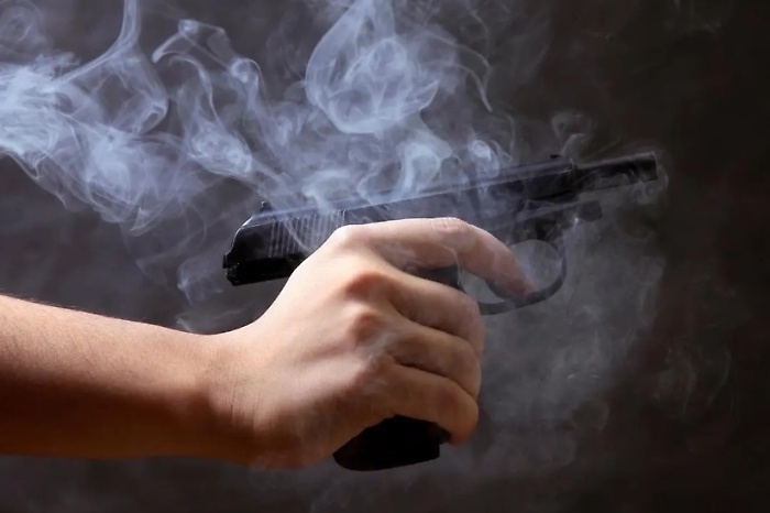 1746196575-0-si-spara-al-quartiere-forcone-a-vittoria-colpi-di-pistola-in-aria