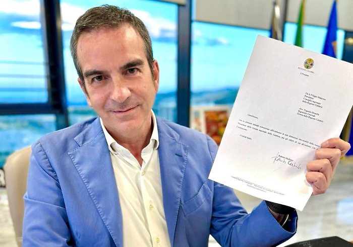 1754334902_cf84b1b7fdf38211bbe4