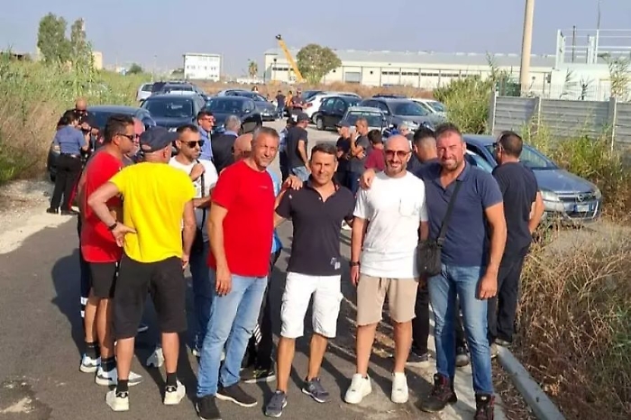 409b4992356898da880489ff4bf9f9be