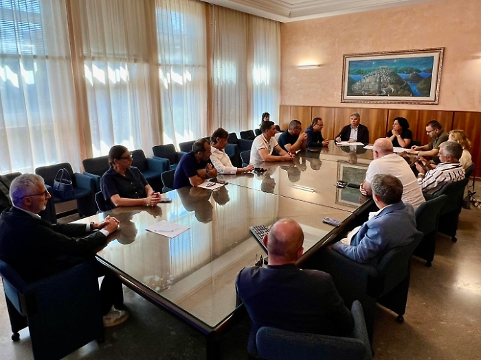 528037289_1256715702912061_792169914329047749_n