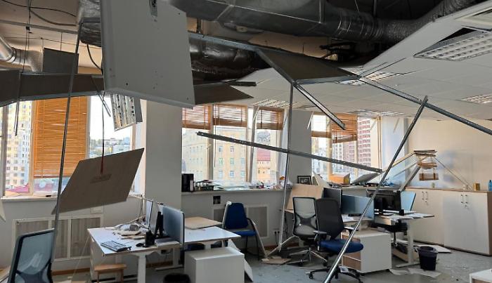 Danneggiato ufficio delegazione UE a Kiev