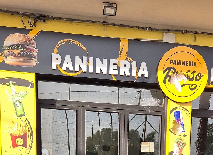 Panineria spari Catania notte 28 agosto