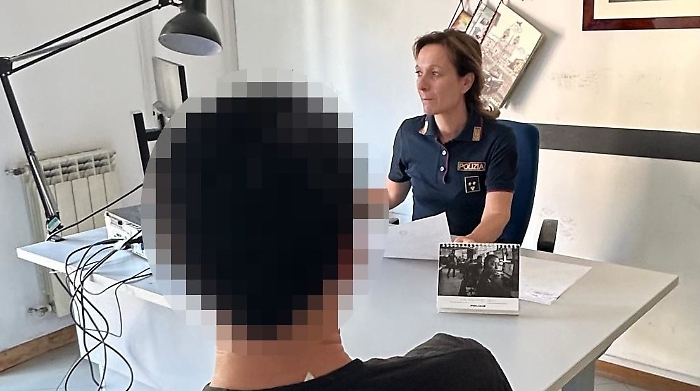 RAGGIRANO UN CATANESE PROPONENDO UNA POLIZZA A COSTI BASSI. LA POLIZIA DI STATO SMANTELLA UN COLLAUDATO SISTEMA DI TRUFFE ASSICURATIVE