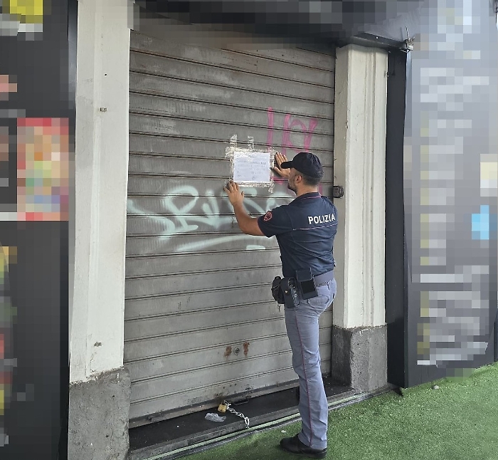 SOSPESA DALLA POLIZIA DI STATO L&rsquo;ATTIVITA&rsquo; DI UN CHIOSCO-BAR DI VIA VI APRILE, RITENUTO ABITUALE RITROVO DI PREGIUDICATI