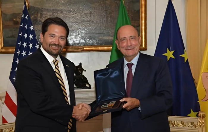 Schifani riceve il nuovo console degli Stati Uniti, Terrence Flynn: rafforzati i legami e il ruolo strategico della Sicilia
