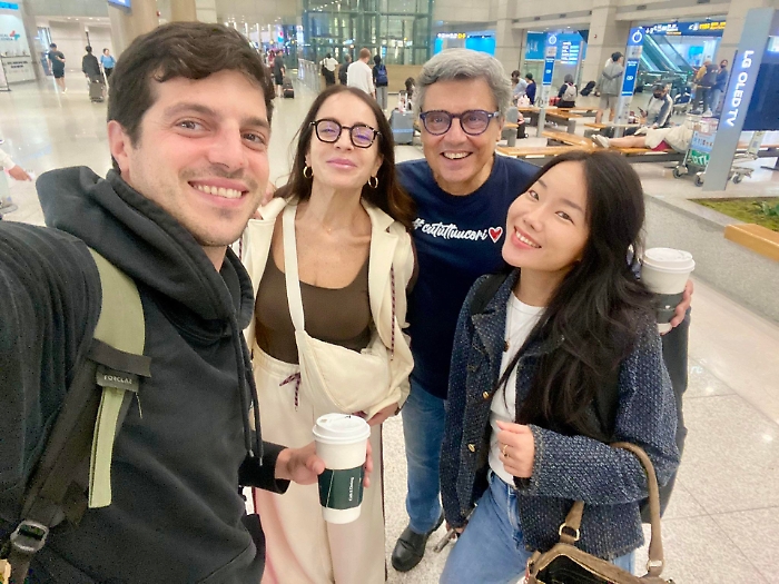 "Cu Tuttu U Cori": dalla Sicilia a Seoul, l'amore di Salvo La Rosa che conquista il mondo