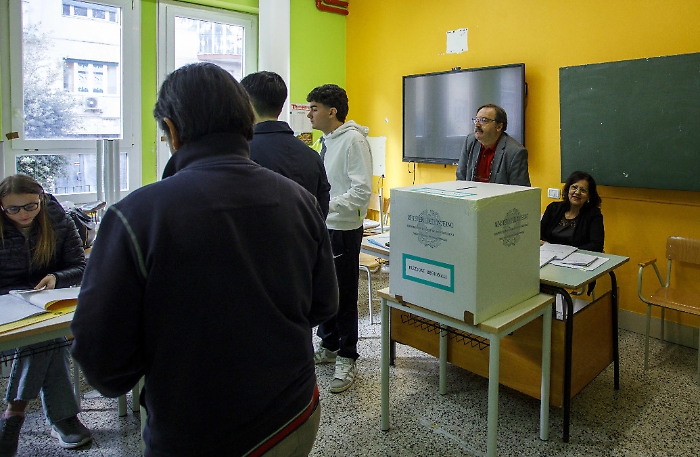 Affluenza alle 12 in Calabria al 7,7%: timido aumento rispetto al 2021