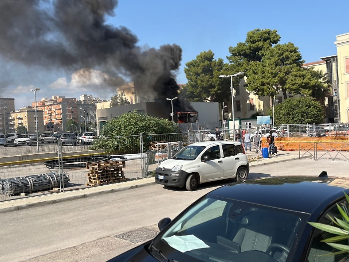 Incendio all'ospedale Civico