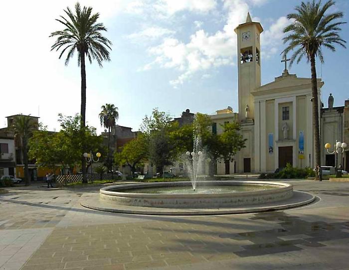 Vittoria, tunisino ubriaco molesta i passanti