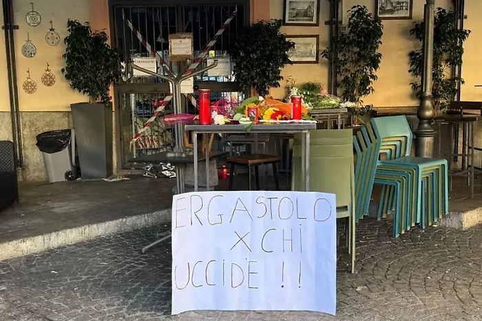 «Ergastolo per chi uccide”: la scritta davanti al pub dove è stato ucciso Paolo Taormina