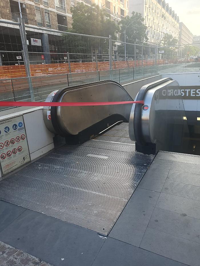 Catania, metro di Corso Sicilia: scale mobili ferme da un anno