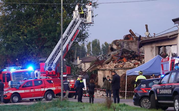 Chi erano i tre carabinieri uccisi dall'esplosione nel Veronese. Crosetto: «Immenso dolore per la loro scomparsa»