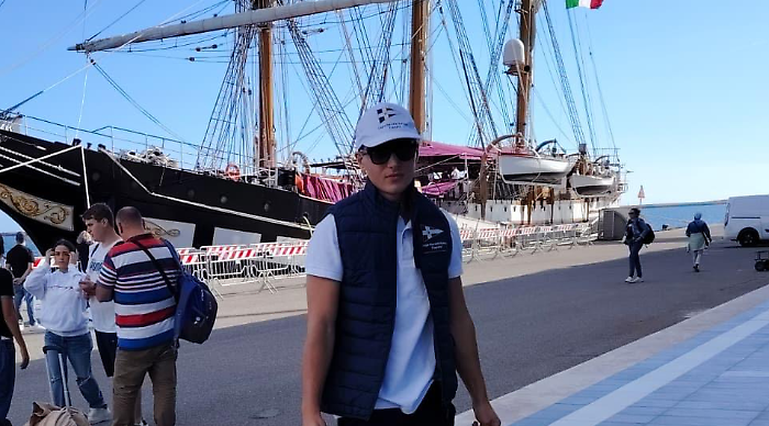 Trapani, giovane della Lega Navale solca il mare a bordo della Palinuro: un&rsquo;avventura che profuma di vento e passione