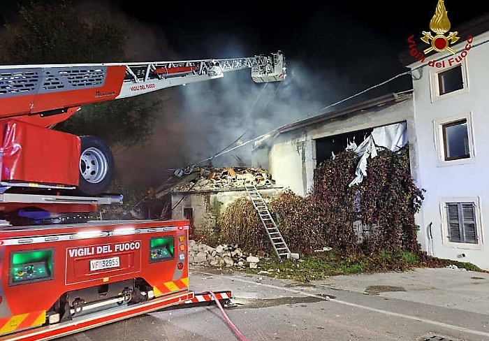 Castel d'Azzano, i carabinieri morti, le molotov e le bombole del gas: cos&igrave; i Ramponi hanno pianificato la strage
