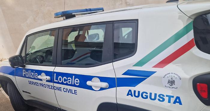 Ubriaco e sotto effetto di cocaina investe una sessantenne: denunciato un 40enne
