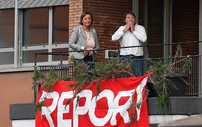 Estrema destra, mafia locale e tifo ultras: queste le piste dell'attentato a Ranucci, si cerca la "firma" sulle bombe 