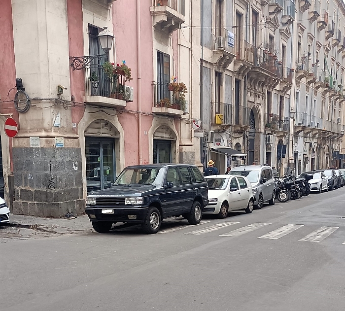 Catania: via Garibaldi angolo via Santissima Trinit&agrave;