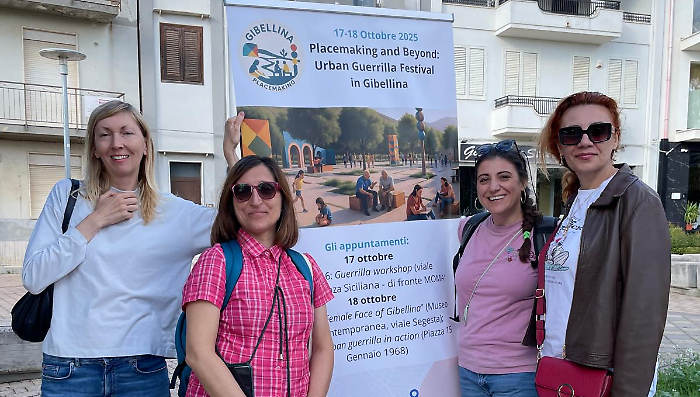 Un terebinto in piazza: il Walking3 che fa rivivere Gibellina con organizzatori internazionali