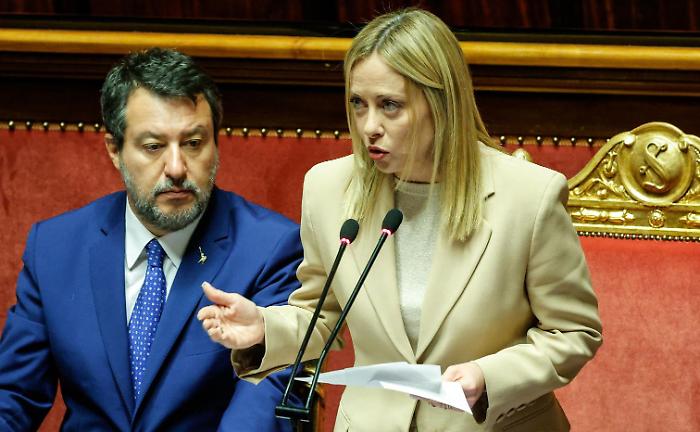 Meloni e le guerre: &laquo;Italia pronta a riconoscere la Palestina, ma senza Hamas. Non invieremo truppe in Ucraina&raquo;