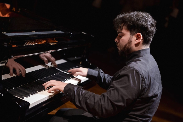  Il pianista Nicolò Giuliano Tuccia