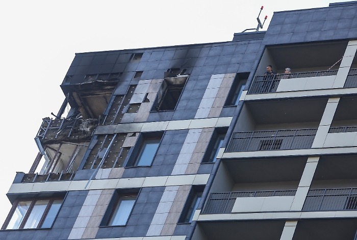 Guerra Russia-Ucraina, drone su un palazzo nell'Oblast' di Mosca: cinque feriti, fra cui un bambino