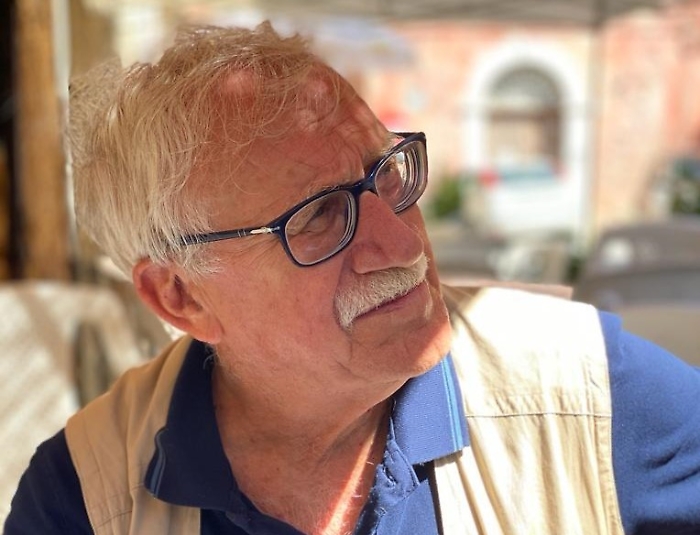 "Trovare una uscita che porti dalla caverna della rassegnazione alla voglia di cambiare" 