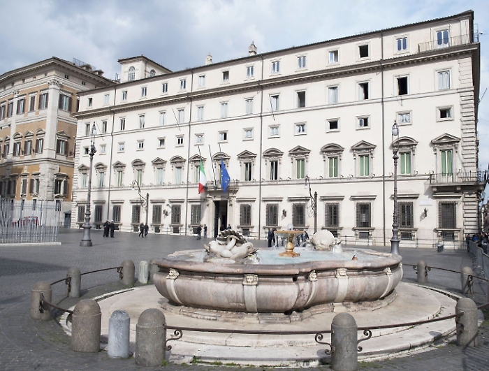 Vertice urgente a Palazzo Chigi dopo la bocciatura del Ponte sullo Stretto: &egrave; scontro con la Corte dei Conti