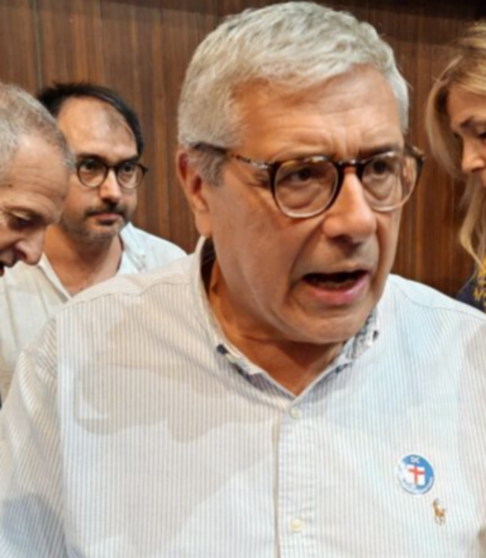 Silenzio e gelo nella Democrazia Cristiana dopo la richiesta d'arresto per Tot&ograve; Cuffaro