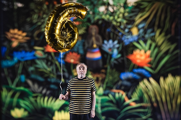 Silvio Orlando &egrave; il protagonista di Ciarlatani