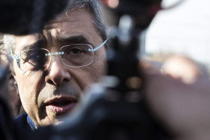 &laquo;Sono fiducioso nella giustizia&raquo;: scatta l'ora X, Tot&ograve; Cuffaro pronto a rispondere al giudice