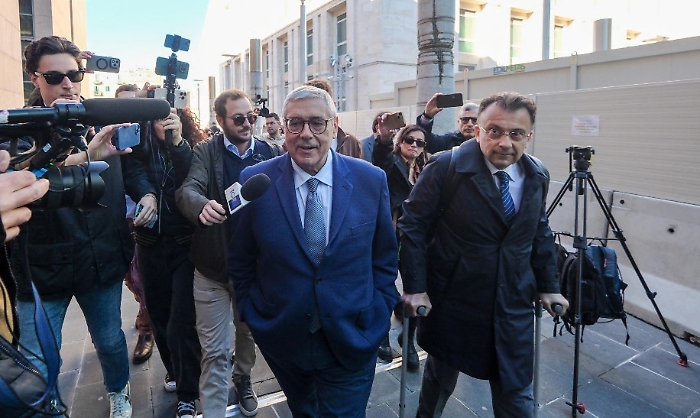 Dall'appalto Dussmann al concorso degli infermieri a Villa Sofia: cosa ha detto Tot&ograve; Cuffaro al gip 