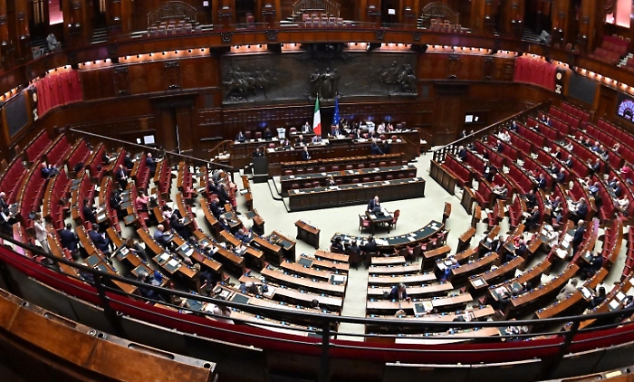 Manovra, valanga di emendamenti al Senato: il dossier si fa pi&ugrave; pesante prima del traguardo