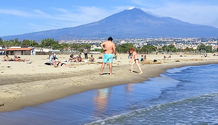 Meteo, quanto dura in Sicilia questa lunga &ldquo;estate di San Martino&rdquo;: le previsioni per weekend e settimana prossima