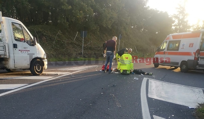 Furgone travolge una bicicletta sulla Statale 120 a Randazzo: il bilancio &egrave; di un morto