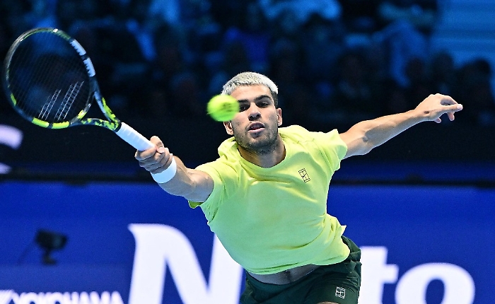 Alcaraz &egrave; ingiocabile: schiaccia Auger-Aliassime e ora la sfida con Sinner