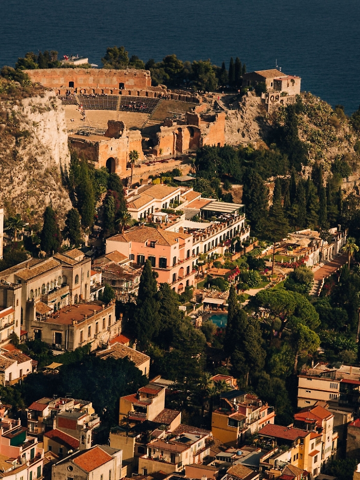 Un interior designer francese per la nuova veste del Timeo di Taormina: previste 90 assunzioni