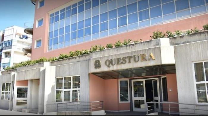 Siracusa, 46enne picchia lo zio 62enne, gli ruba il bancomat e dà fuoco all'abitazione